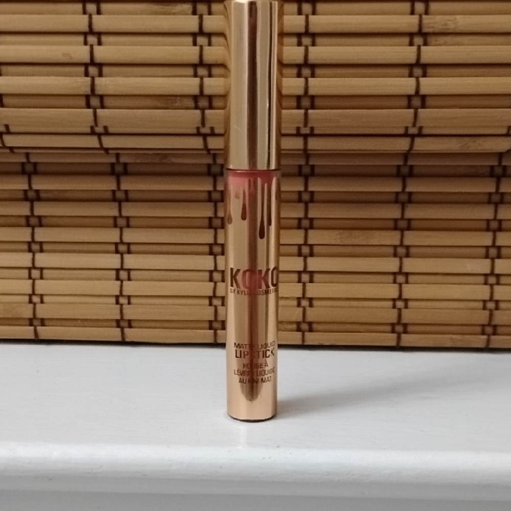 Kylie Cosmetics Gold Lipstick Sleek Design Koko  Baby Girl